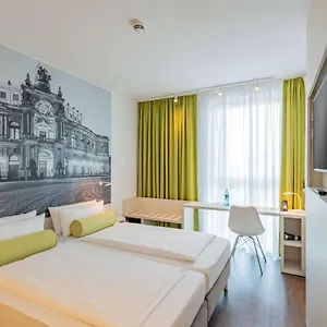 Super 8 By Wyndham 3* Dresden
