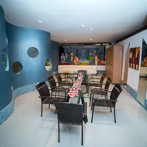 https://parkway-inn-hotel-spa-baku.aboutbakuhotels.com